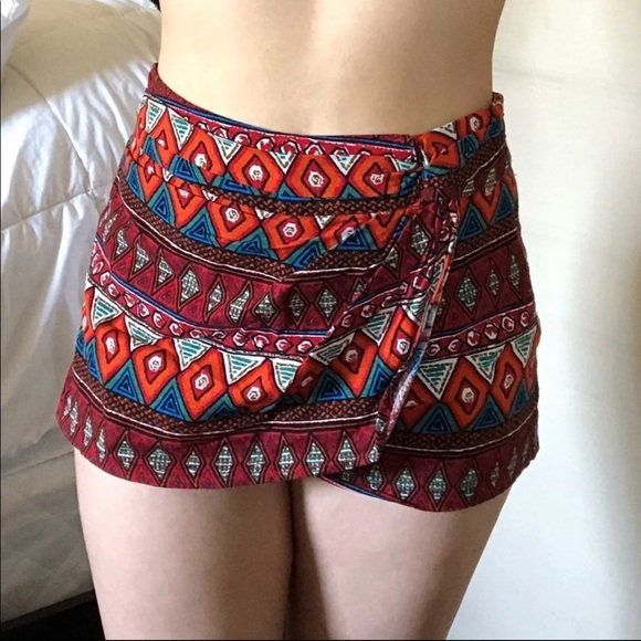Aztec Print Shorts - Picture 2 of 3